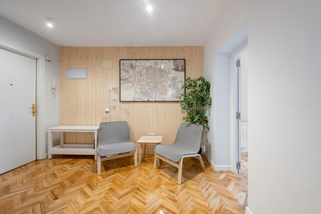 3 Bedrooms 2 Bathrooms Furnished - Sol - Bright - Mintystay Apartment Madrid